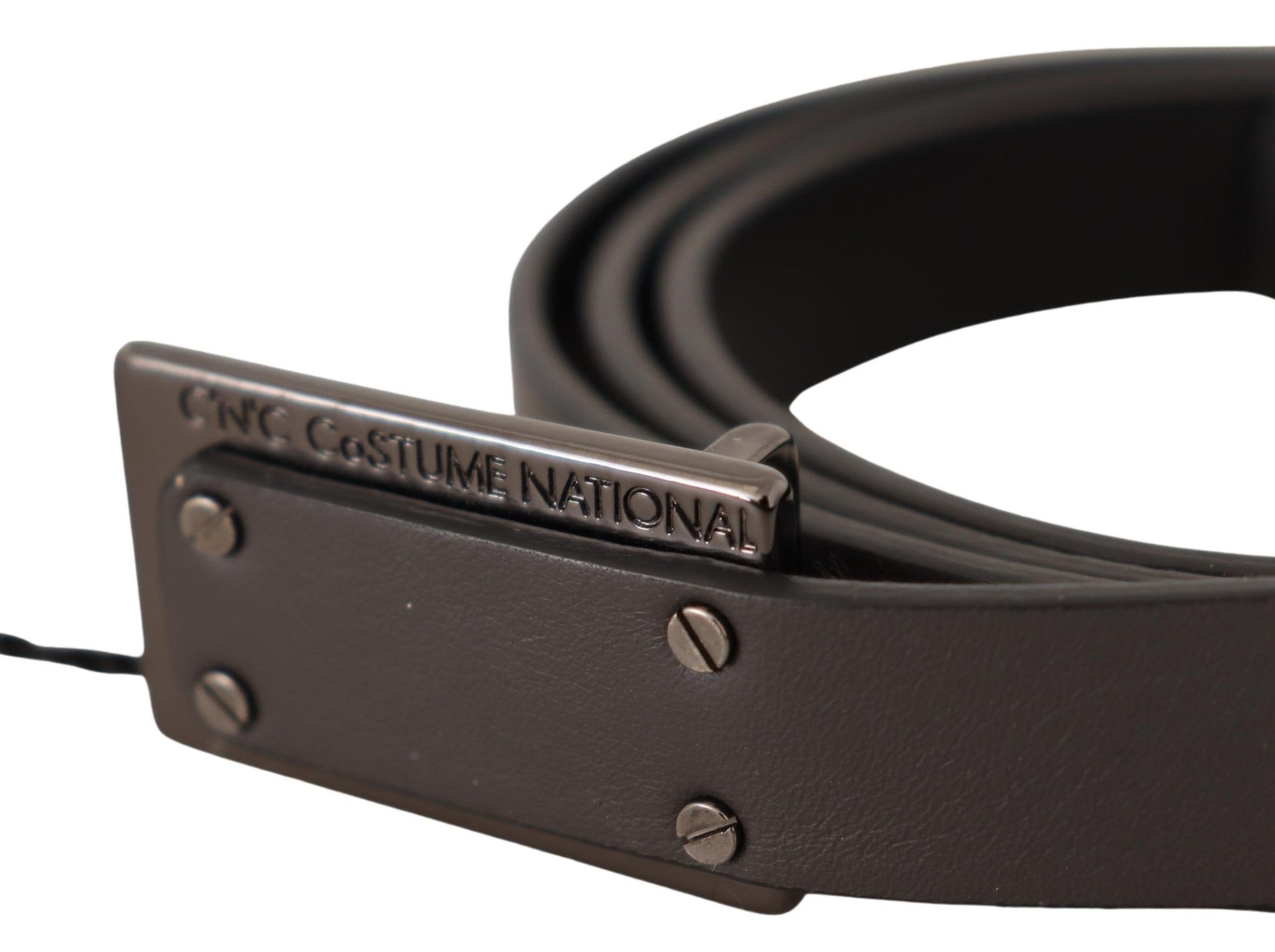 Elegant Leather Belt with Metal Buckle