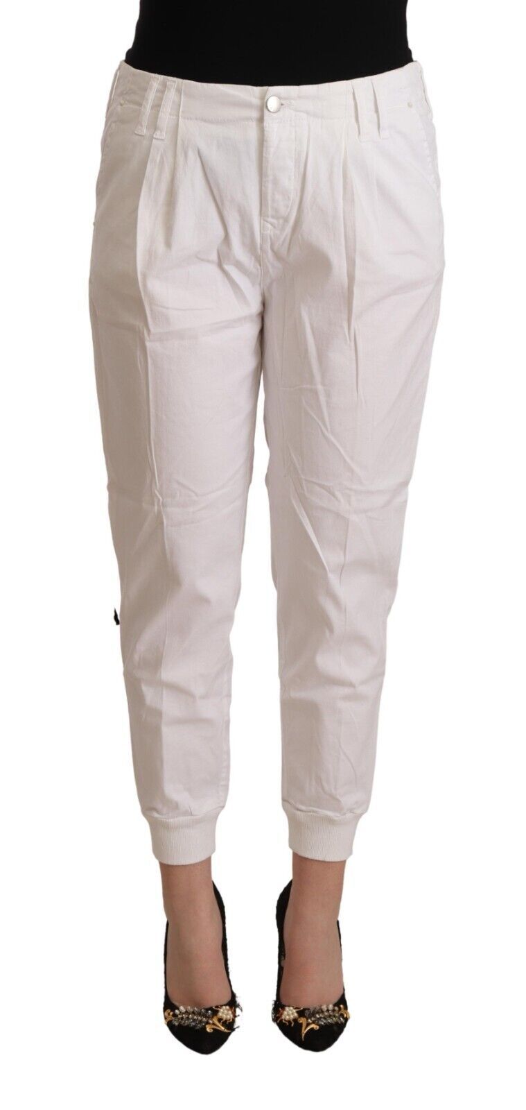 Chic White Tapered Cropped Pants