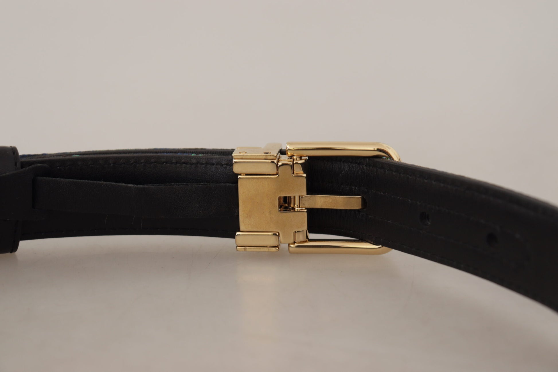 Elegant Multicolor Leather Belt with Gold Buckle