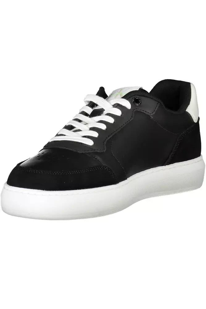 Sleek Sporty Sneakers with Eco-Friendly Touch