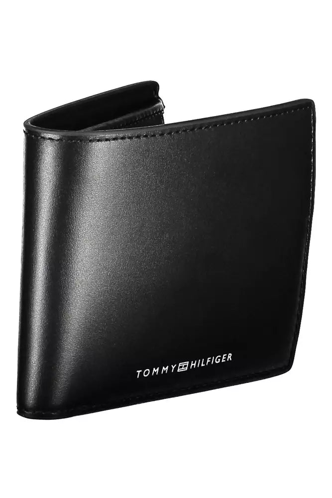 Elegant Leather Wallet with Multiple Compartments