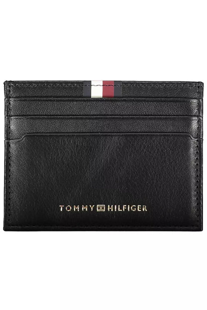 Sleek Black Leather Card Holder with Contrasting Detail