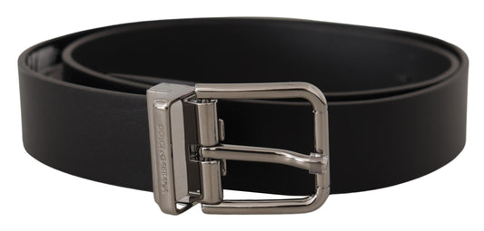 Elegant Black Leather Belt with Metal Buckle