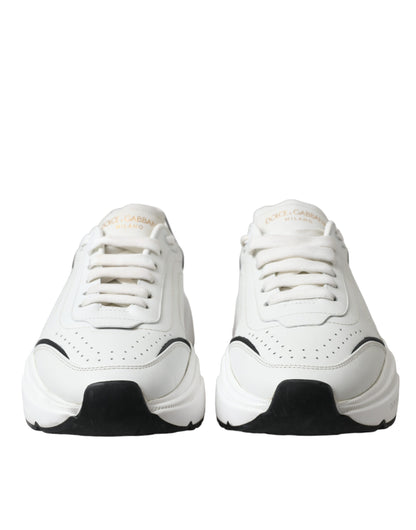 Chic Almond-Toe Daymaster Sneakers