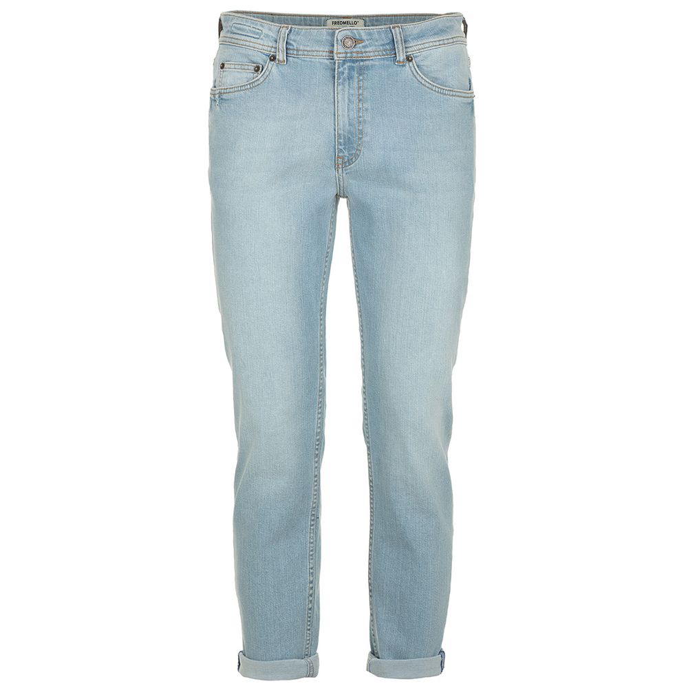 Chic Light Blue Denim with Subtle Stitch Accents