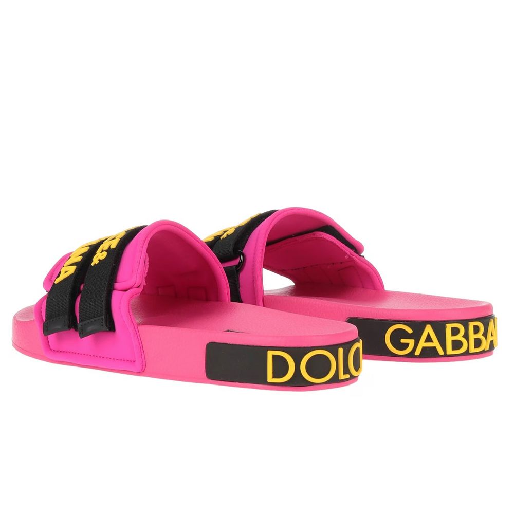 Chic Fuchsia Rubber Slippers for Elegant Comfort