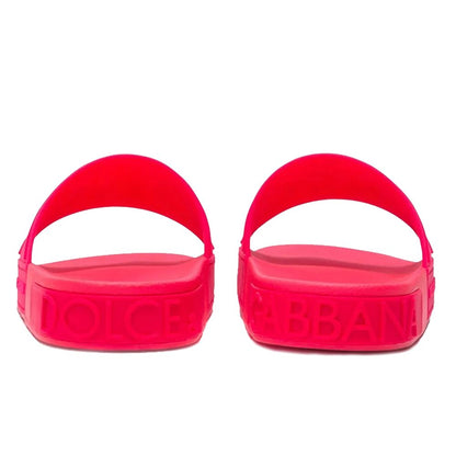 Chic Fuchsia Rubber Slippers with Logo Detail